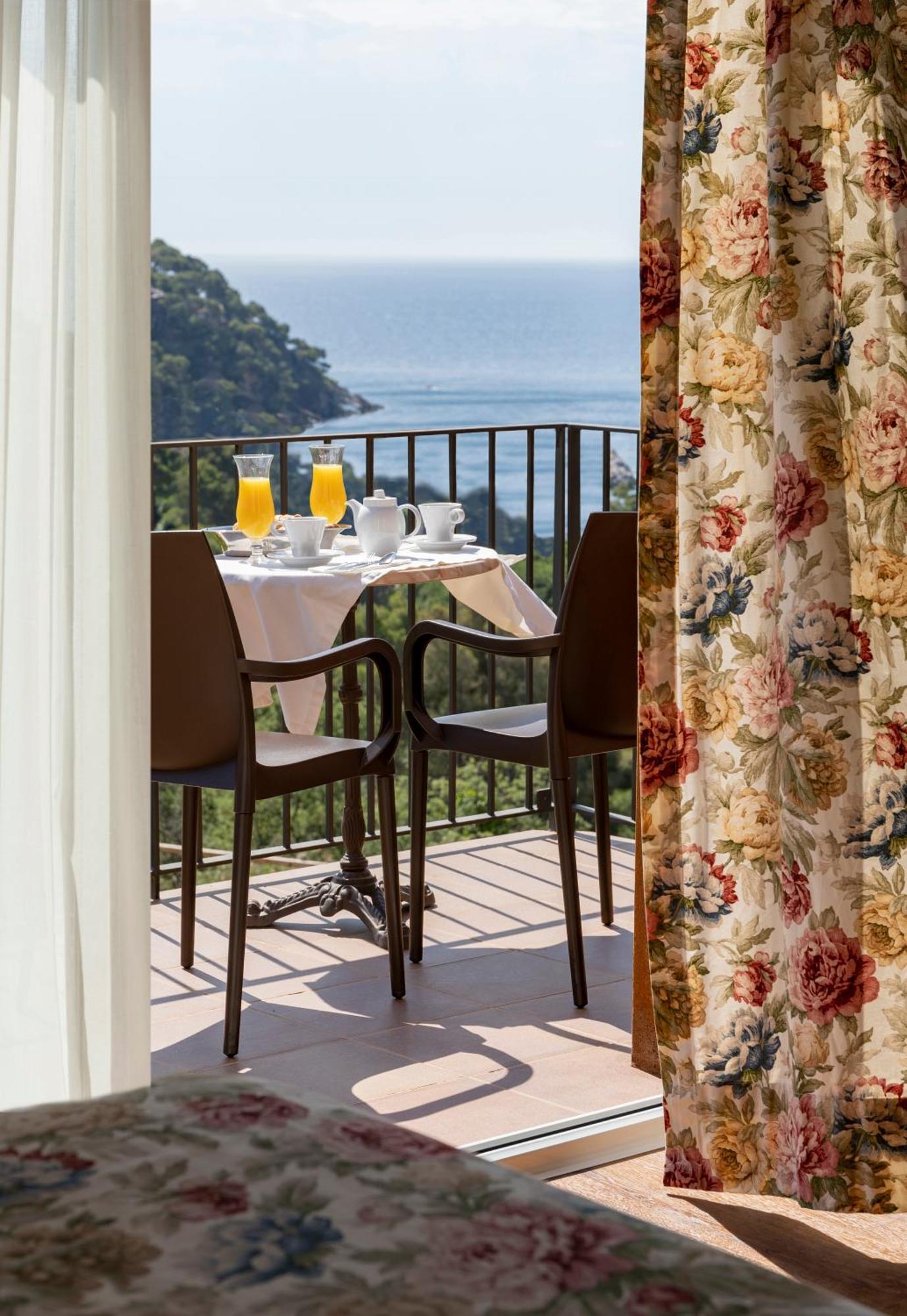 Hotel Blaumar Llafranc Εξωτερικό φωτογραφία